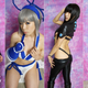 Illustration for article titled Cosplayers Selling Pics and Posing for Them